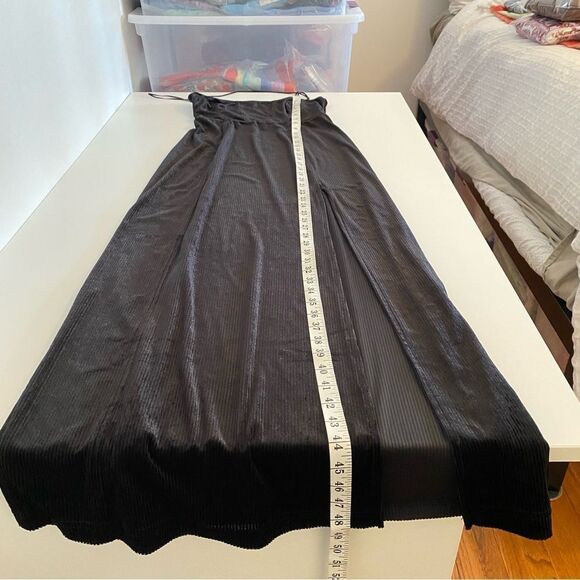 Free People Black Ribbed Velvet Maxi Dress Size XS Tagged - Picture 12 of 16